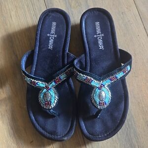 Leather Minnetonka Beaded Black Sandals Size 6